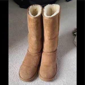 Tall chestnut UGGS EUC!